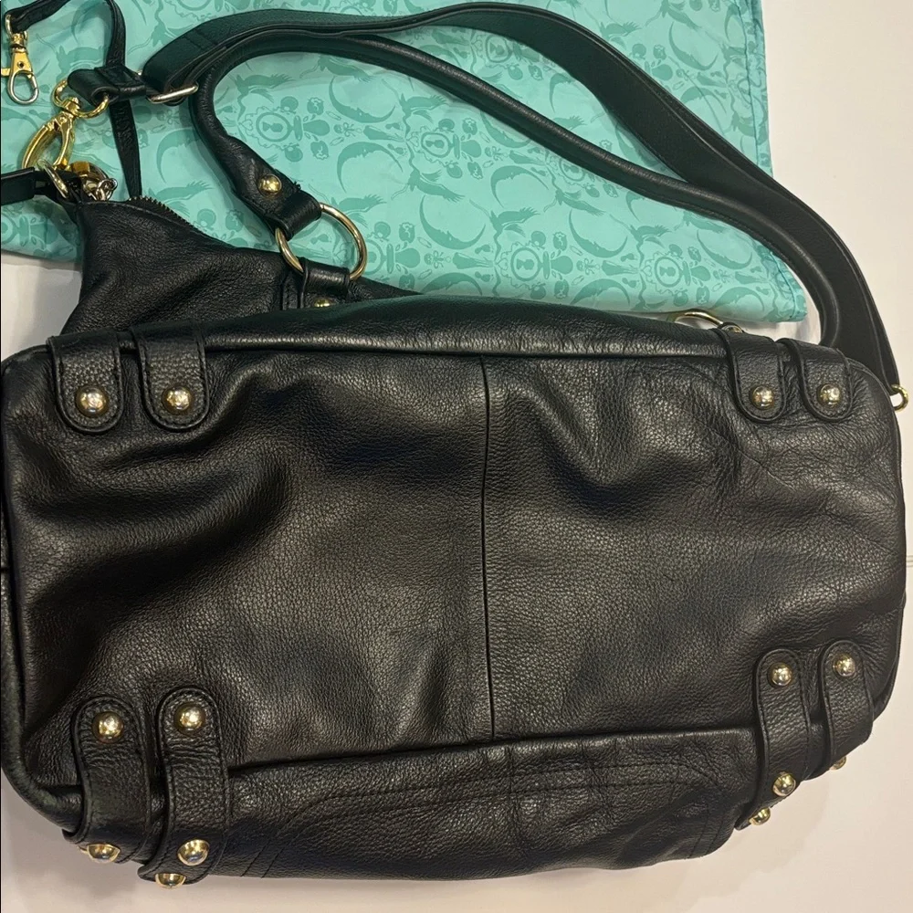 Luxurious NEST Black Leather Baby Diaper Bag that’s more like a high end purse! - Picture 8 of 12